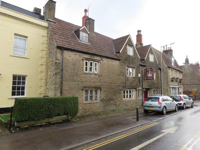 #forsale #Somerset Town near #Bath. Authentic wet sales driven Free House. Little changed over the years with Snug Bars. Enclosed Patio. Former Barn. Four Bedroom Flat. Many Character features. No EPC as Grade II Listed. £295,000 Freehold. 

sidneyphillips.co.uk/business-detai…