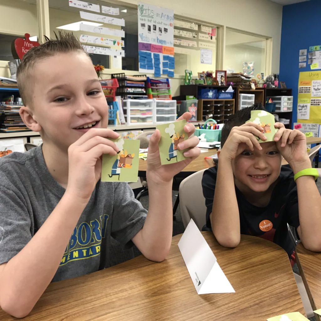 howdymrsshaffer's tweet image. Second grade is loving the memory match game with money! #DWEeagles