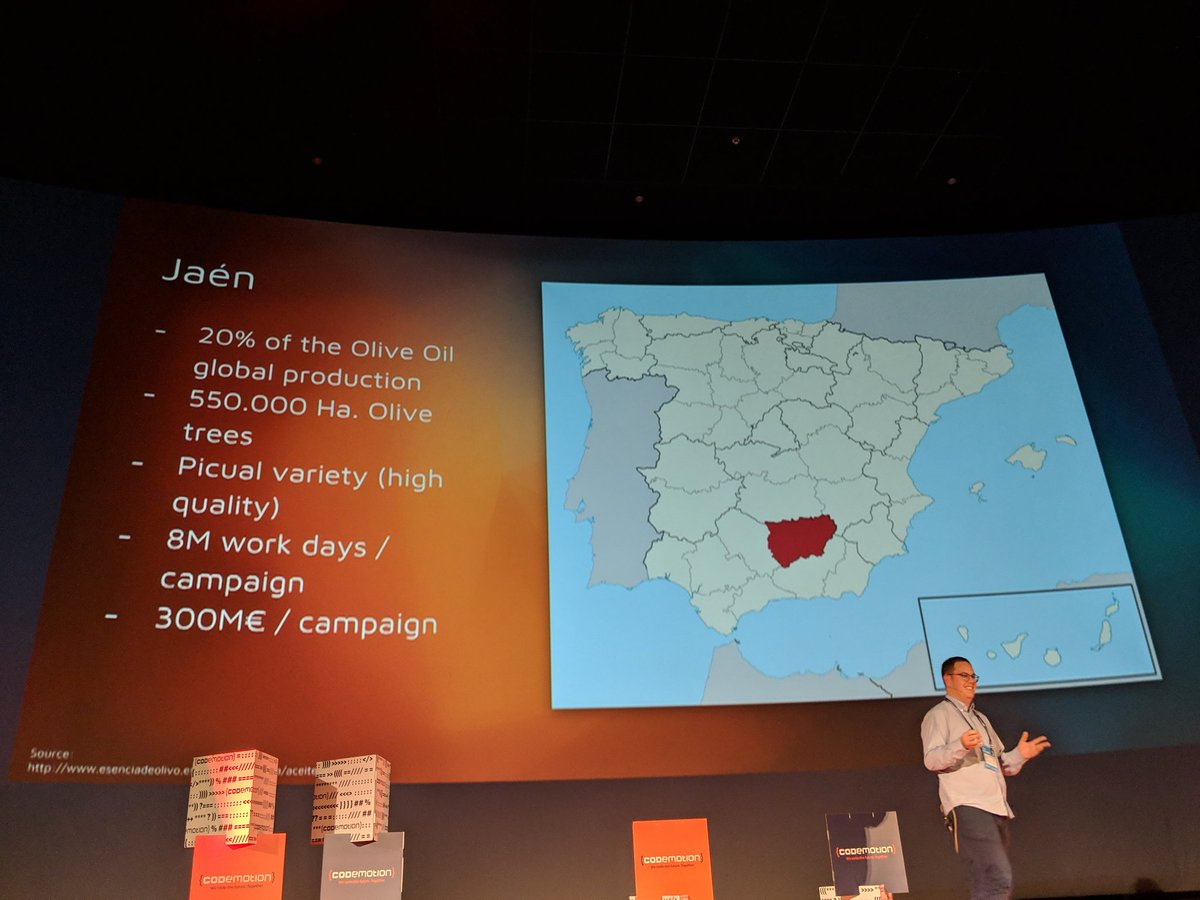 valllllll2000's tweet image. Aprendiendo sobre el aceite y deep learning #codemotion #codemotionMadrid #codemotionmadrid2018