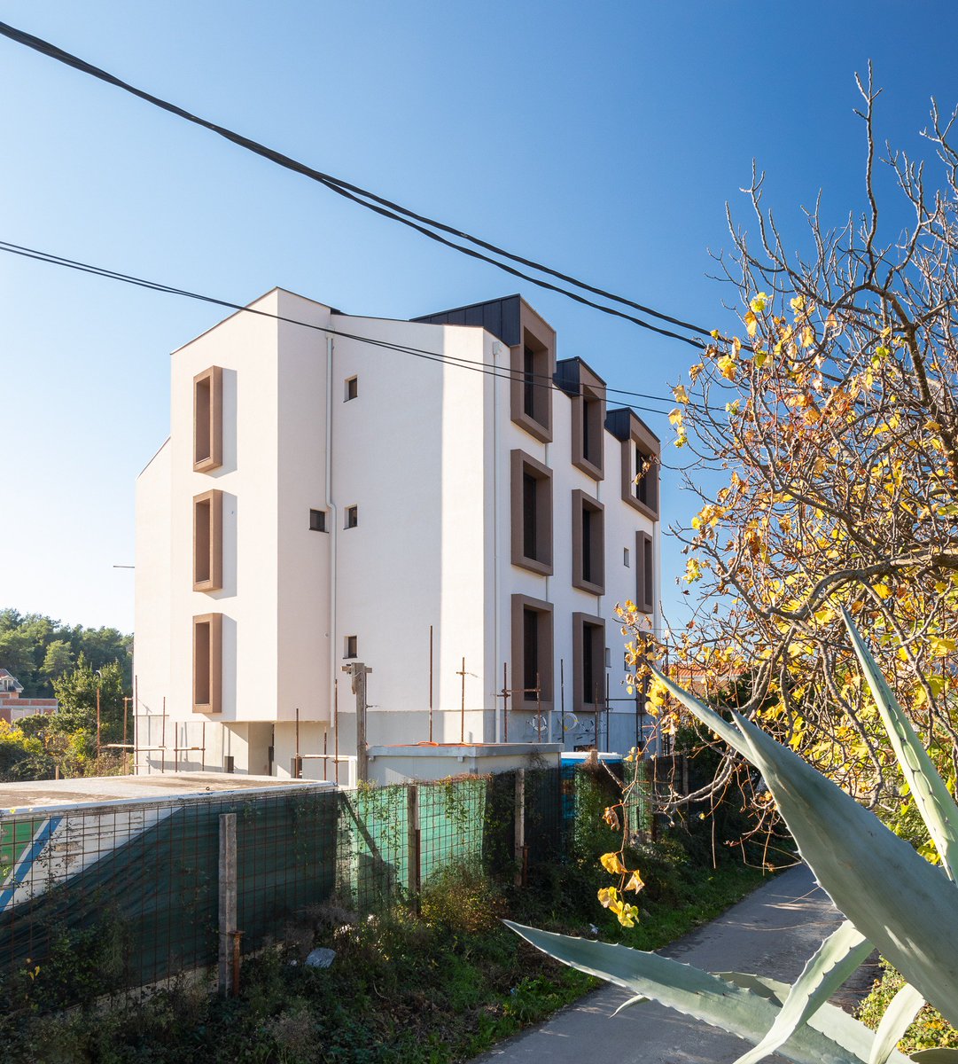 MiniCondos's tweet photo. Dumidran I - Almost there!
#minicondos #apartments #forsale #Tivat #Montenegro https://t.co/zmGgJwQBCe