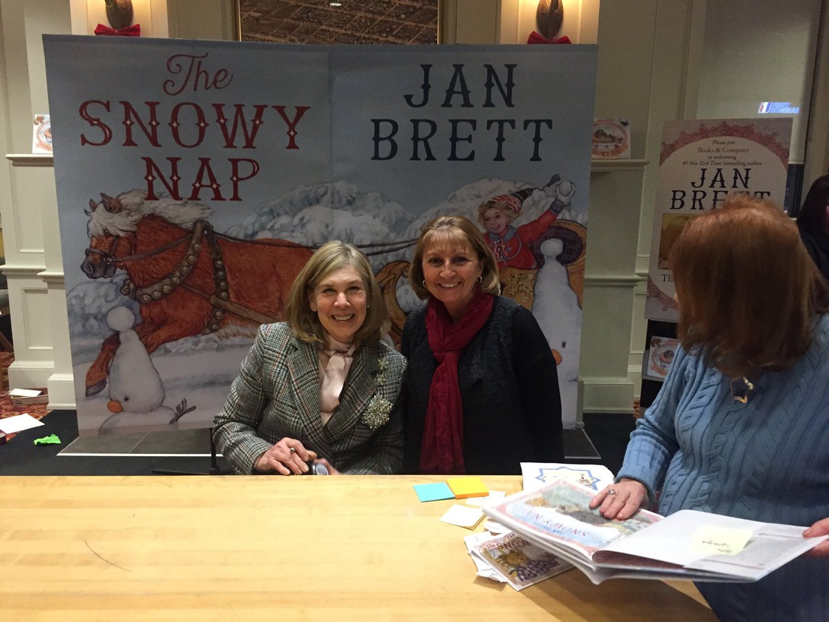 Met my all time fav children’s author &amp; illustrator - Jan Brett! #WEareLakota #teachergoals