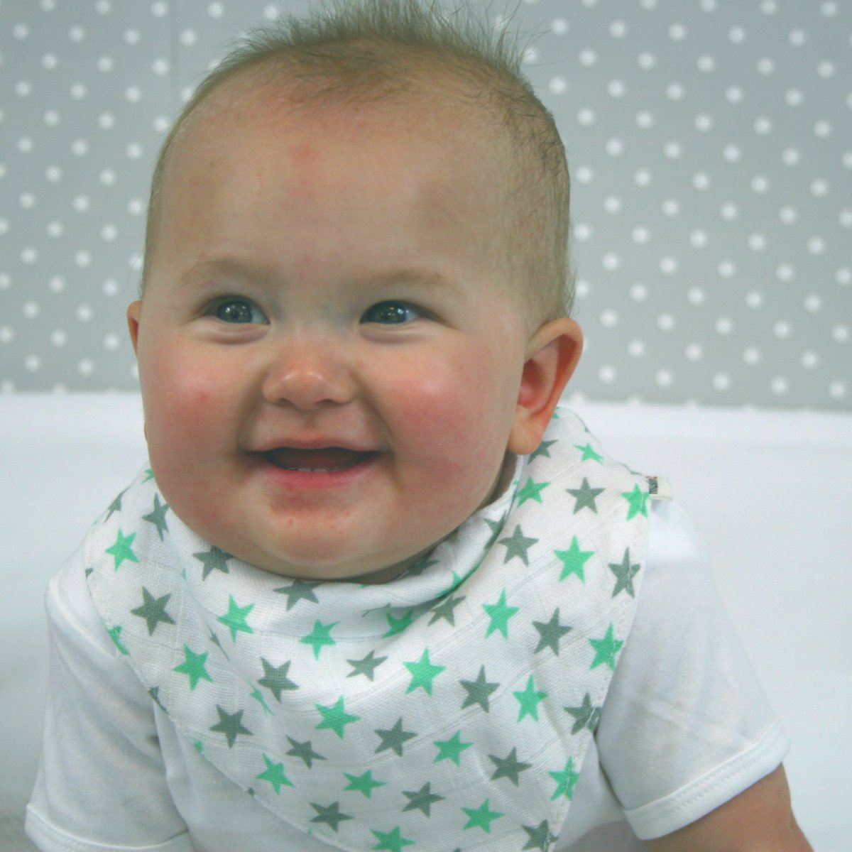 muslinsquares's tweet photo. Who's got that #FridayFeeling ? #Muslinz #dribblebib #star https://t.co/Hp89GcLyuy