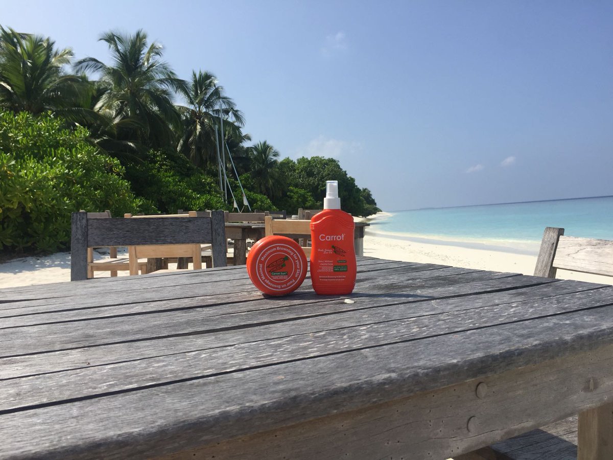 carrotsun's tweet photo. Beach days & Carrot Sun 🌞🧡
#CarrotSun #sun #sea #sand #beach #poolside #bikini #holiday #summer #suntan #sunbathing #sunbed #tanningbed #tanning #tan #tanner #tanned #tanaccelerator #tanningoil #travel #travelphoto #henna #sunshine https://t.co/9o4xEBiMi6