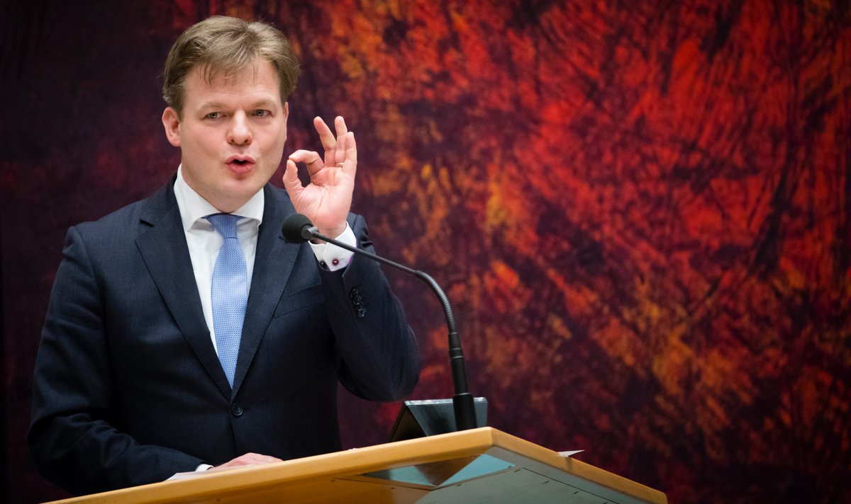 dft's tweet image. Column: FC Algoritme - Rechtsstaat NL: 2-0 telegraaf.nl/financieel/286… #ING #SNS #Reaal @PieterOmtzigt