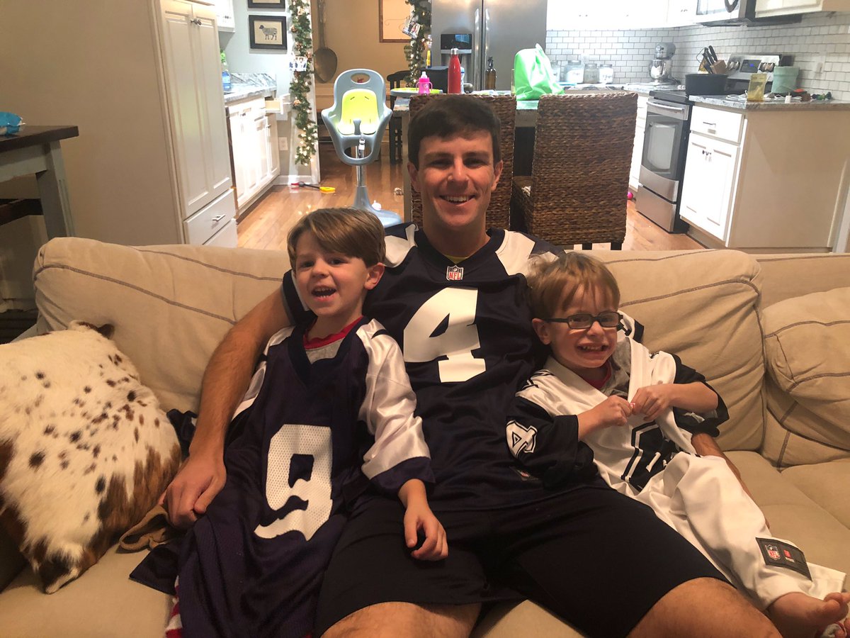 Colton_Ragan's tweet photo. We were prepared for battle last night! https://t.co/1quZqFmMUl