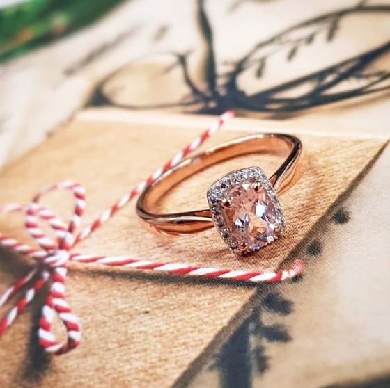 Beautiful Morganite and diamond ring from Elements Gold
