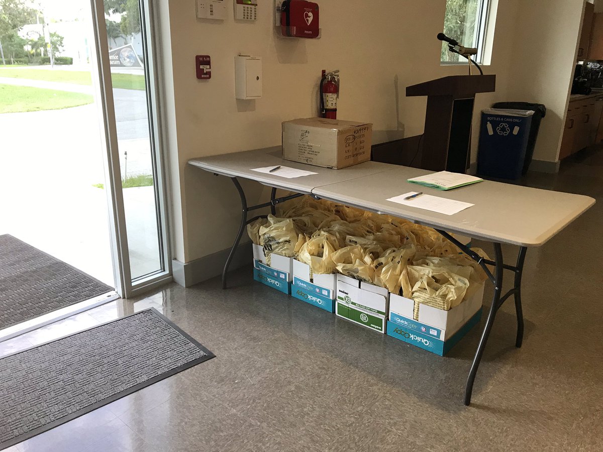 cphillips561's tweet photo. Ready for 140 GSA club participants at YES. Thnx to School food service for snacks! @PeteStewartMPH @DianaFedderman @pbcsd https://t.co/0ThBSTyKFs