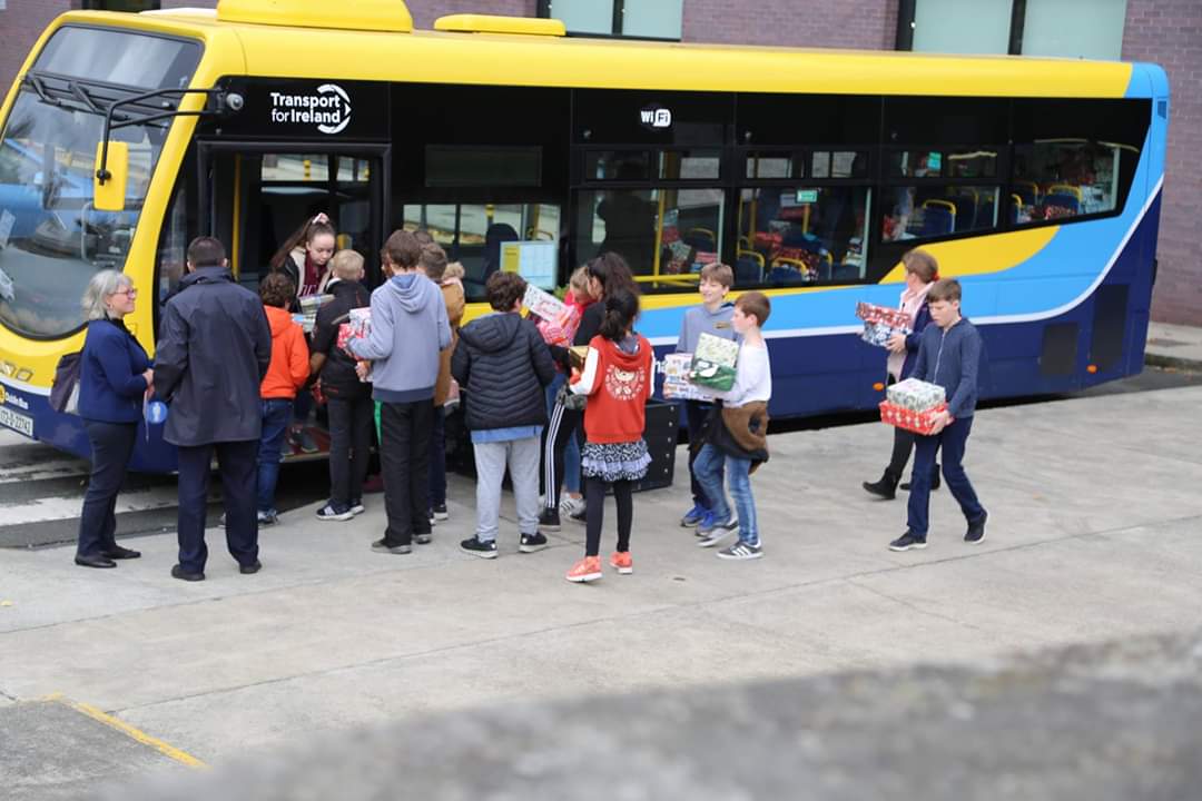 dublinbusnews's tweet photo. Dublin Bus has supported @TeamHopeIreland for over 10 years with their #ChristmasShoeboxAppeal by assisting with the collection of shoe boxes from schools across Dublin #DBFactFriday #DBCommunitySpirit https://t.co/nqlVqSjVvr