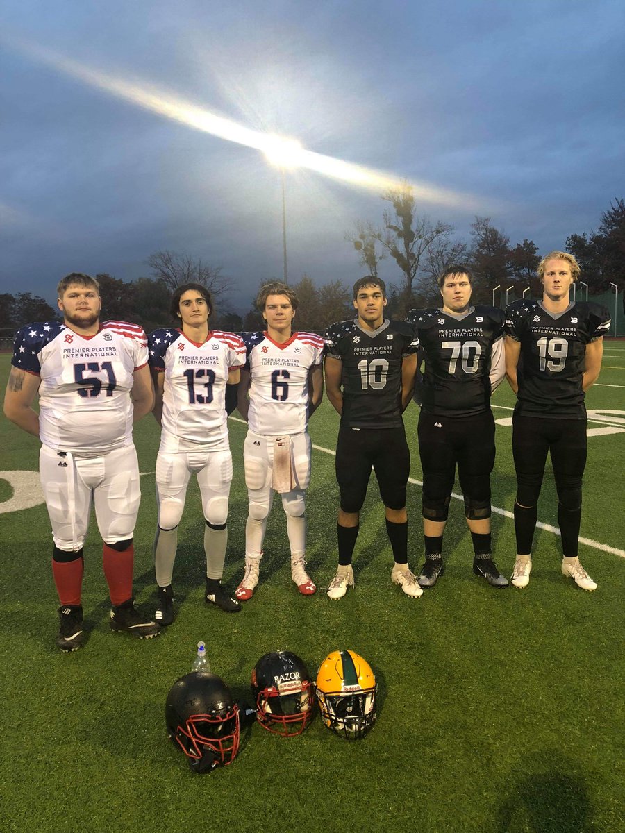 AjdinDjurdjevic's tweet photo. And 'm very happy to have met these fellow danes🇩🇰🏈
#watchoutforthedanes https://t.co/umfe4smueS