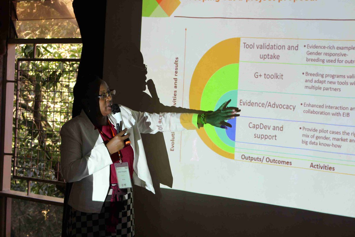 MakCAES's tweet image. Earlier today, @EsNjuguna explains the GBI product profiling tool. #GREATTLIIICourse