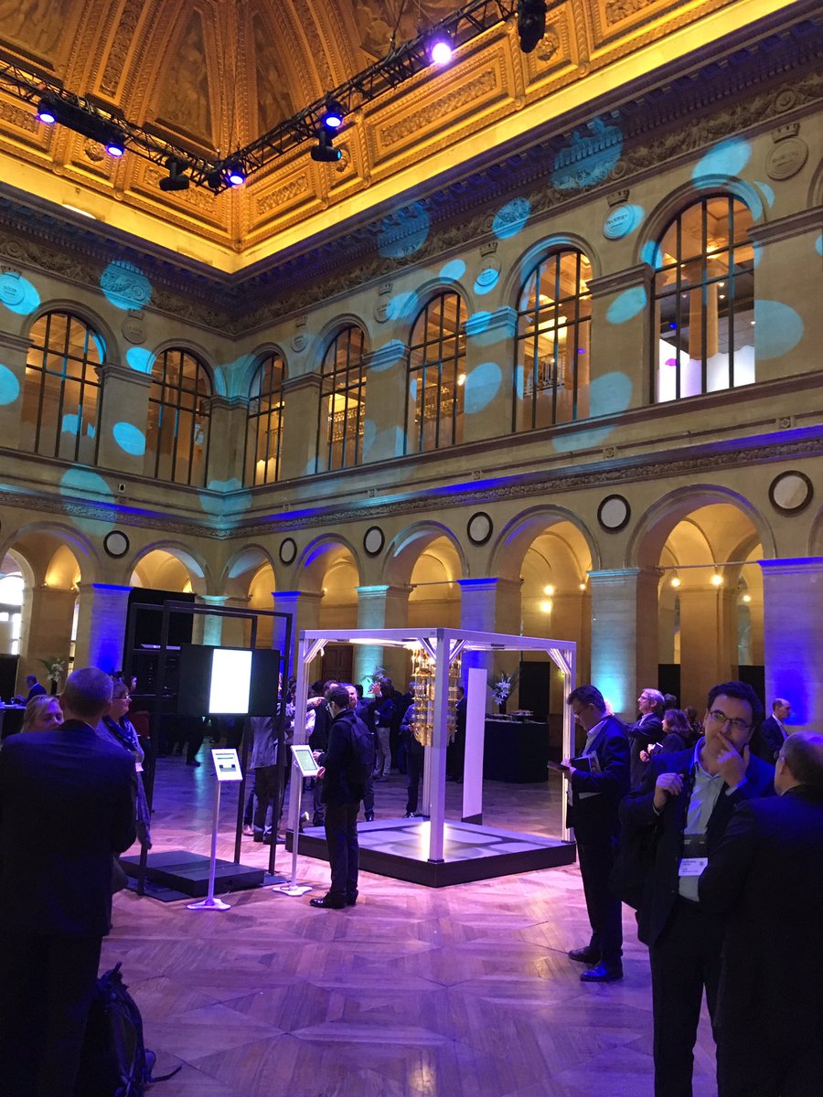 davidjf's tweet photo. #AdTechSummit beaucoup d’interventions passionnantes au plus haut niveau, blockchain, quantum computing, ai, ...👍 https://t.co/GnsFEpGpiX