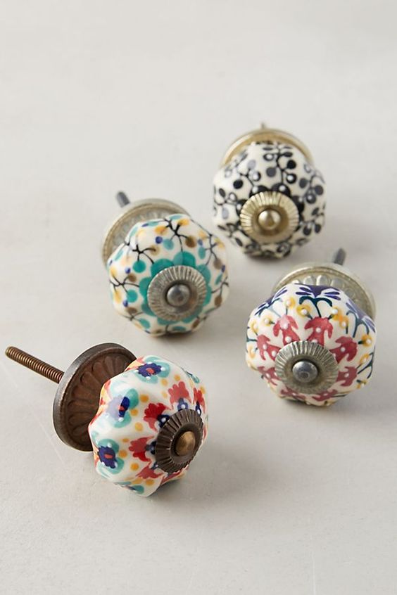 royalfurnish's tweet image. Make any furniture look more elegant with decorative knobs. 

Start from $1.99 Only. 

Shop now: royalfurnish.com/accessories/kn…

#decorativeknobs #knobs #ceramicknobs #knobsandpulls #ceramicknobs #colorfulknobs #paintedknobs #knobsonsale