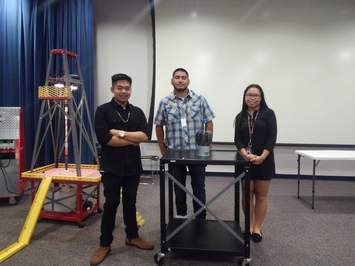 Carl Wunsche High School Technology Tower tweet media