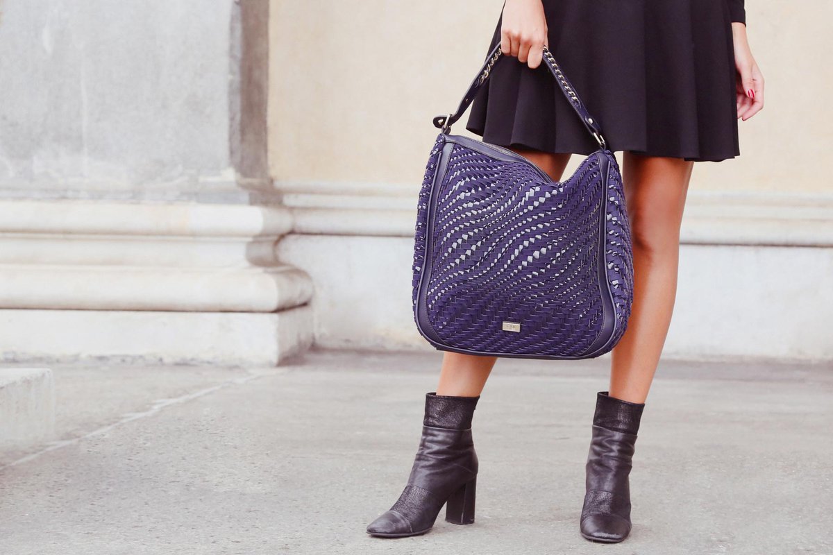 PicadellaShop's tweet photo. https://t.co/G7e2Y9qndM
Le borse delle migliori marche a prezzi scontati le trovi su Picadella 👜👜😍
#30novembre #blockchain #BigData #fintech #nowplaying #MaiDireTalk #G20Argentina #Natale #picadella #shopping #borse #shoppingbag #cavalliclass #cavalli #regali #uominedonne https://t.co/A0Xn3q6Fyz
