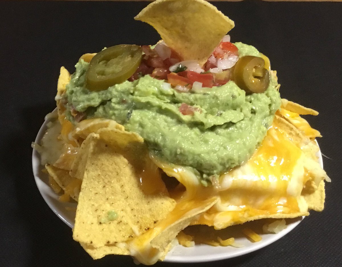 bangbangbcn's tweet photo. Te llevamos a tu domicilio
#barcelonafood #domicilios #cornella #comidatexmex #delivery https://t.co/b5XgEBSEeu
