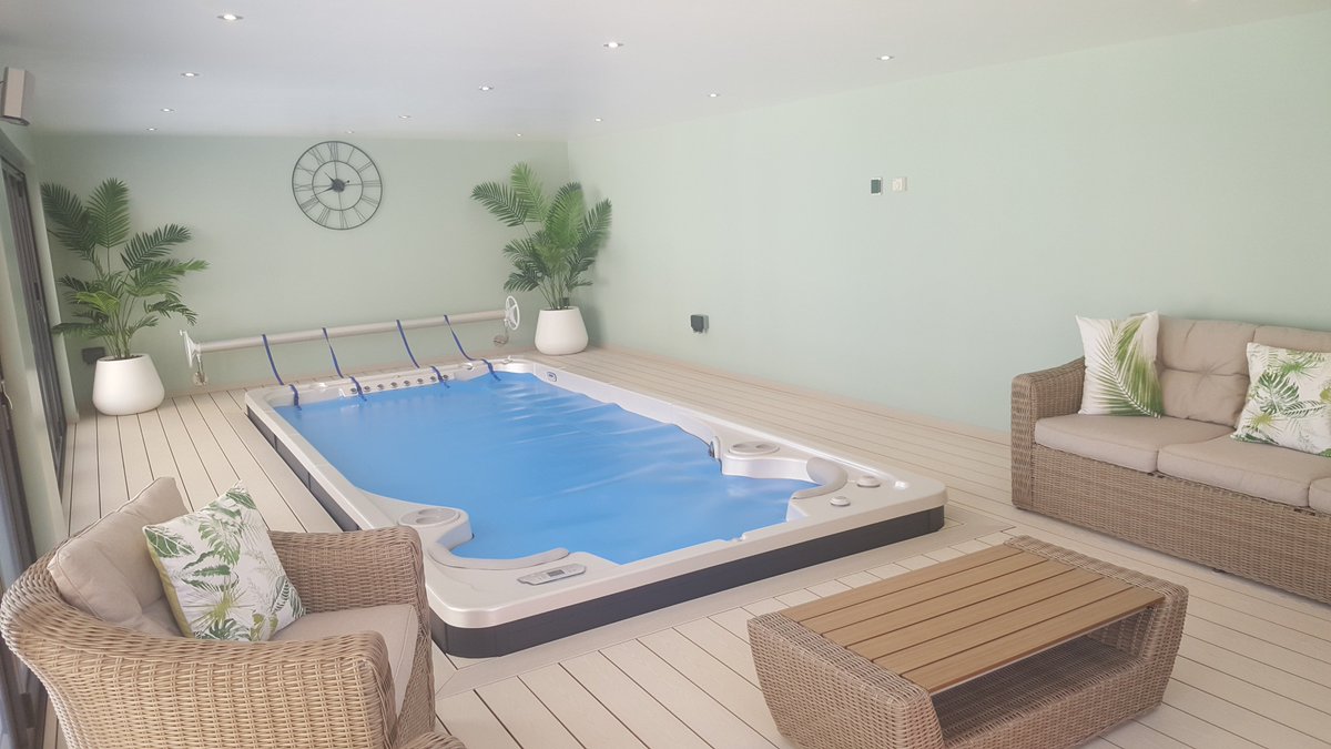 BurlinghamBlds's tweet photo. Luxury garden buildings, extensions &amp; home make-overs designed to optimise space and budget. Fast-built for low intrusion to daily life &amp; minimal disruption to surroundings > > > https://t.co/tvHQVYGU9E 
#GardenRooms #extensions #HomeMakeovers #HomeOffices #GrannieAnnexes https://t.co/M6oxMK0bJE