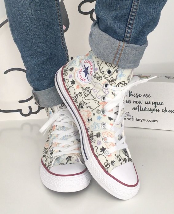 Simon's Cat on Twitter: "Great NEWS! The Simon's Cat &amp; CONVERSE  collaboration is HERE: https://t.co/BONOA6kSA8 👟😺😍 What's your favorite  design? https://t.co/0yma8HxhGh" / Twitter