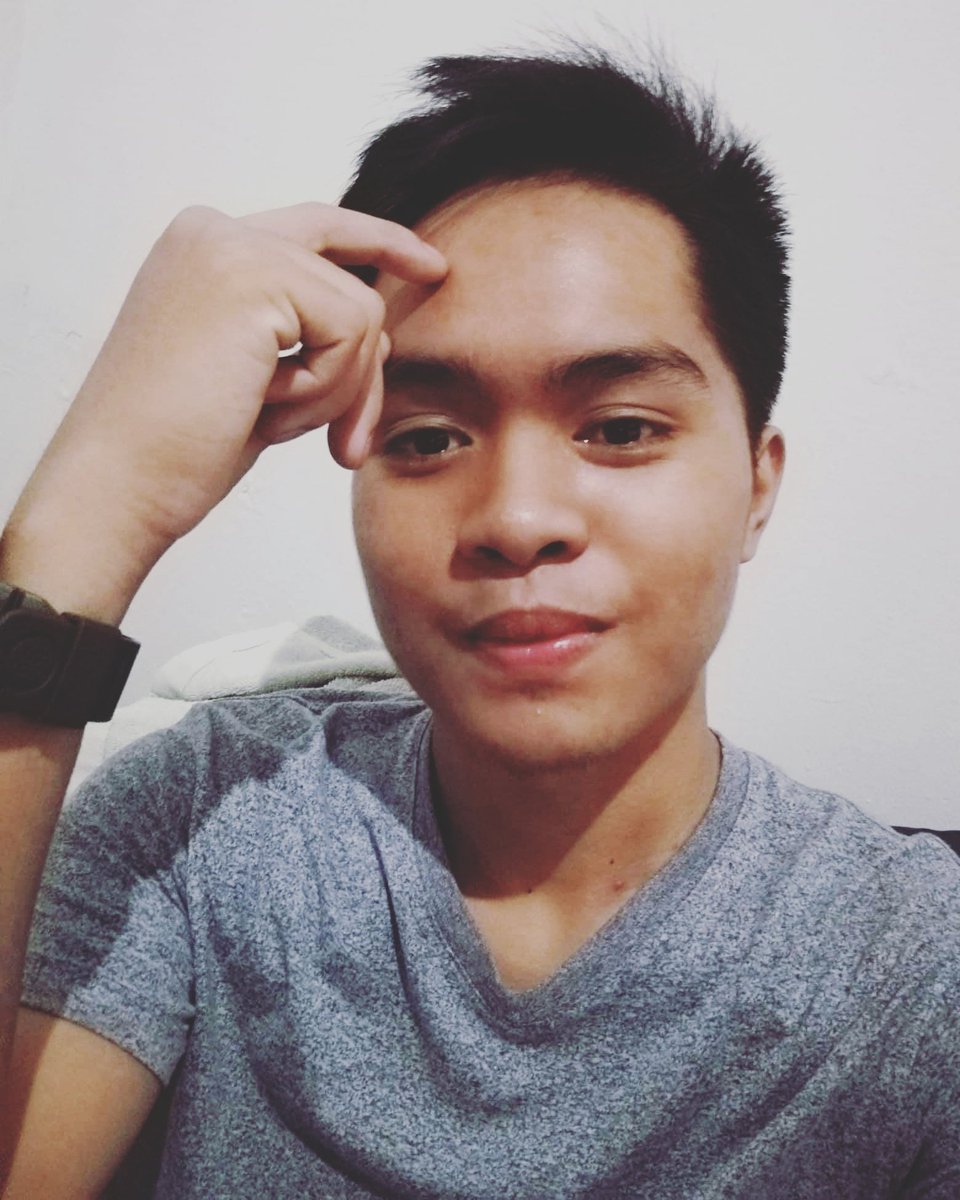 MakMakRamos's tweet image. Ako nga pala teacher mo sa Science. 

#buhayguro #TeacherLife #eyebugs #twitter #alterpinoy