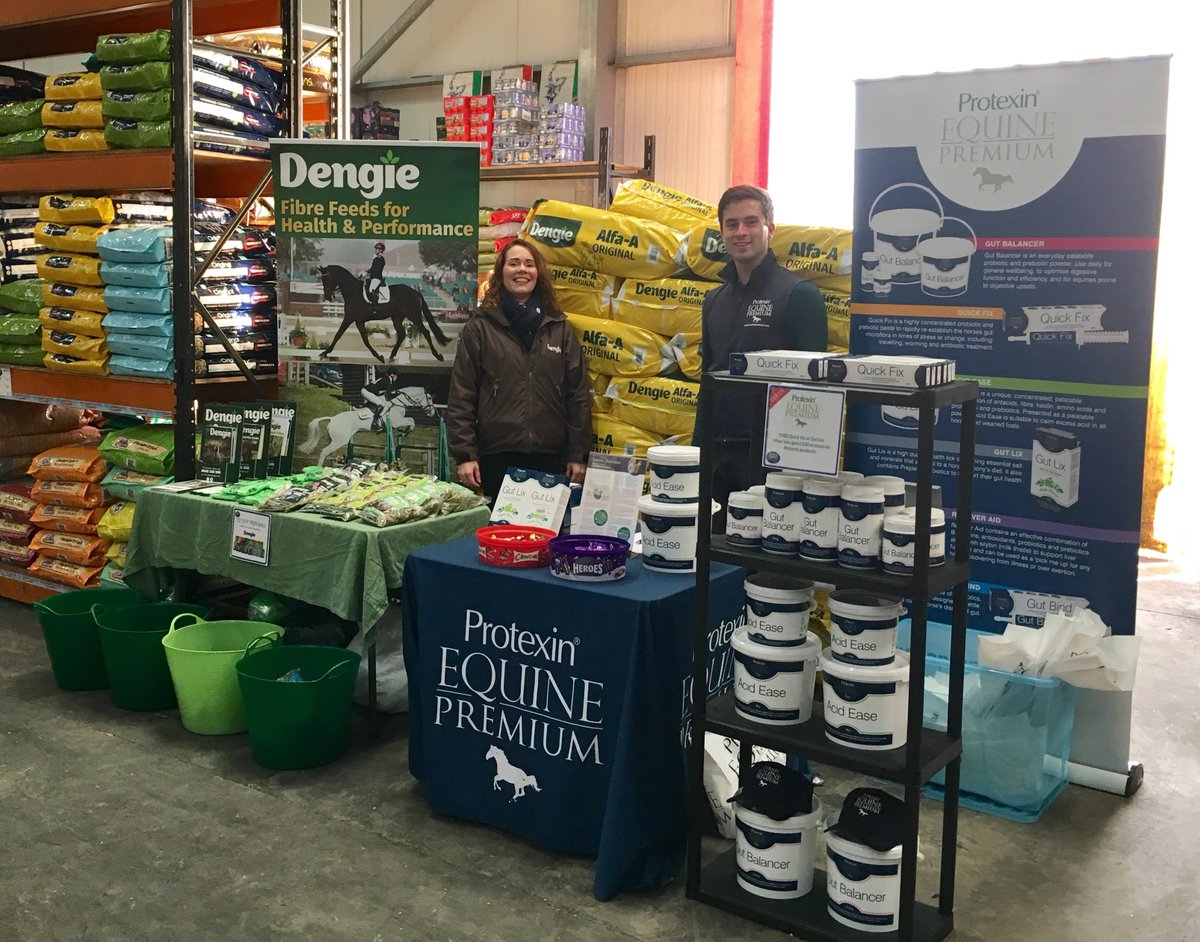Elliot is at <a href="/BodleBros/">Bodle Brothers Ltd</a> Open Day today so pop by for some advice on how to keep your horse's gut and joints healthy. Here he is with the lovely Zelina from <a href="/DengieHorseFeed/">Dengie Horse Feeds</a> :)

#PoweredByProtexin