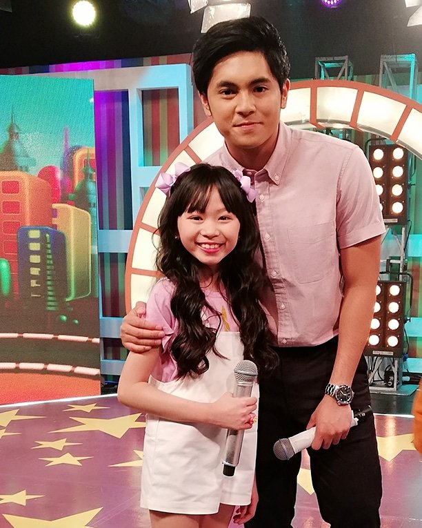 jenjenrey's tweet photo. Don't forget to watch #TOPPSTARTV tomorrow morning at 9:15-9:45am and catch @MiguelTanfelix_ experiment and learn robotics with the #ToppstarKids on @gmanetwork 🤖🔬⚛️
Replays on Sundays, 5:00-5:30pm on @gmanewstv ⭐⭐⭐
#ToppstarChiChi
#Toppstartvgma https://t.co/2vQLpblP3h