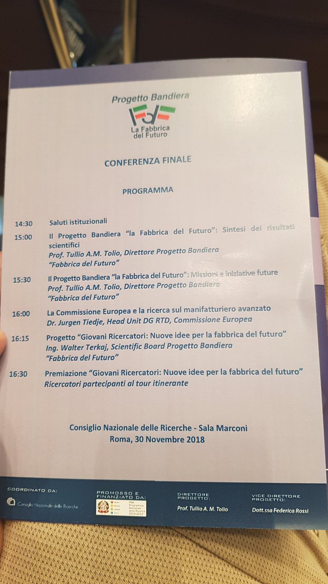 CNRPst's tweet photo. Tullio Tolio apre l'evento @FdF_FinalEvent per chiudere un progetto coordinato da 
 @StampaCnr lieti di aver dato il nostro contributo @fabbricaintelli @cnr_istc https://t.co/alSne025gr