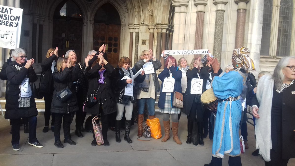 Jules_Wiltshire's tweet photo. Tories 50s women celebrating their victory outside the Royal Courts of Justice .Now judicial review into discrimination over raising of pension age. ##FridayFeeling https://t.co/trKwfEOiNS