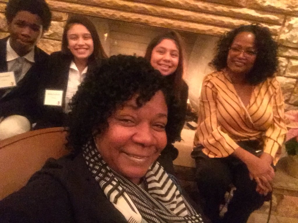 APHS Dream 9 students represented WELL @ Nauvoo Grill Restaurant, Fair Haven, for their YMCA ‘Y Chairman Round Table’. Students shared with sponsors their Early College/HS experience. #proudmentor #heartwork @APSuperGray <a href="/sunshine1018/">Mikeisha Fuse</a> <a href="/AThomas127/">Angela D. Thomas</a> <a href="/Itsjustneicy/">Genise Hughes</a> @KroposkyJanice