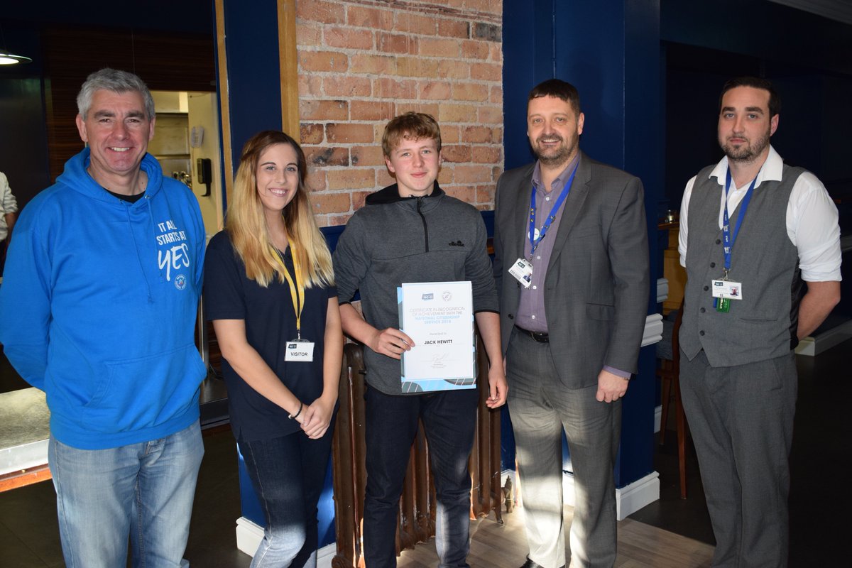 scarborough_TEC's tweet photo. Well done to all of our students who took part in the National Citizens Service 2018 programme with @FlyingFutures. Great to see you all being rewarded for your hard work today! #NCS2018 https://t.co/K2qwWiygQY