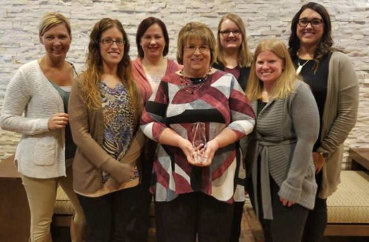 univpediatrics's tweet photo. Congratulations Cathy for celebrating your 10 year anniversary with Universal Pediatrics! Cathy is the Office Manager of our Sioux Falls office. Thank you Cathy for everything you do!
#10yearanniversary #universalpediatrics #kids #thankyou #teamwork #southdakota #accomplishments https://t.co/SqAGOm5MlJ