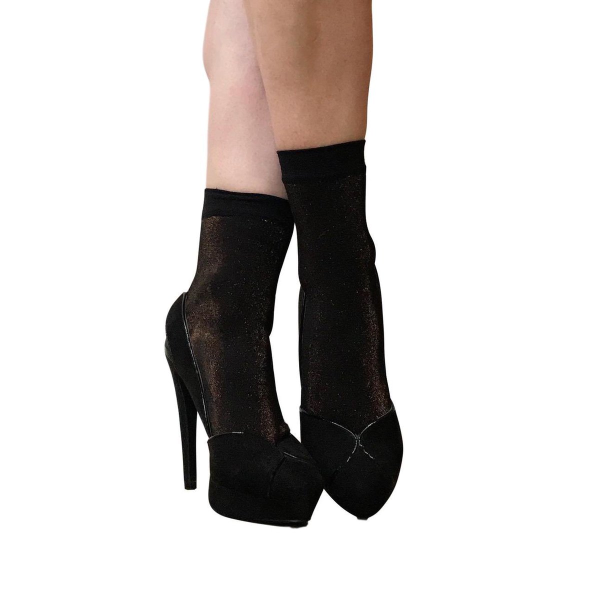 EssexeeLegs's tweet photo. Shimmer this party season with Glitz ankle socks from Jonathan Aston. A perfect gift. Love your toes and add some sparkle to your sock drawer #glittersocks #sparklesocks #glitterysocks #lurexsocks #jonathanastonsocks
https://t.co/3NNqj9Ix8w https://t.co/S9seHqbKzi