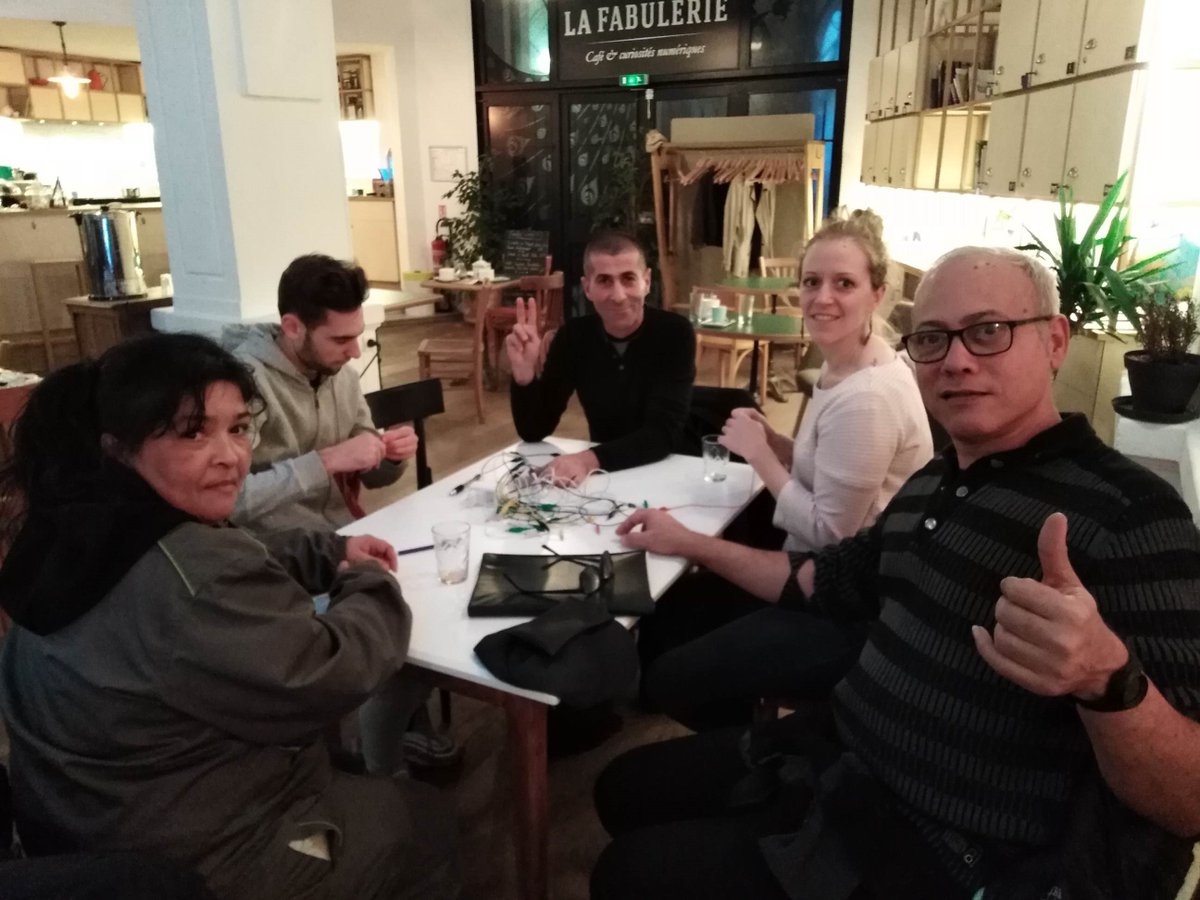 13Regie's tweet photo. Un grand merci à @LaFabulerie pour son accueil réservé aux salariés de la Régie 13 dans le cadre d'ateliers découverte des métiers du monde numérique    #concertonumerique #aptic APTIC #fablab #objetsconnectes @Ecole_Numerique @poleemploipaca @mounir #talentLabsalariésRégie SIAE https://t.co/sirby13qh7