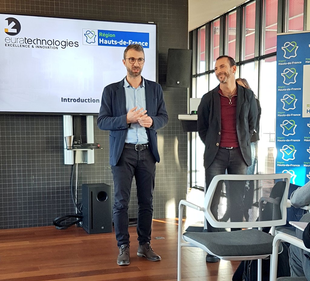 ✈️🚀😎A 40 jours du salon #CES2019 de #LasVegas, les 26 startups emmenées par les <a href="/hautsdefrance/">Région Hauts-de-France</a> et EuraTechnologies se préparent !
Elles sont coachées pour 
▫pitcher en anglais
▫cibler ses rdv business sur le + grand salon #tech du monde
▫organiser un networking stratégique