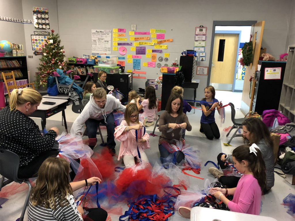 MrsStachura's tweet image. Tutus everywhere! #MRS1797 #gotrwnc