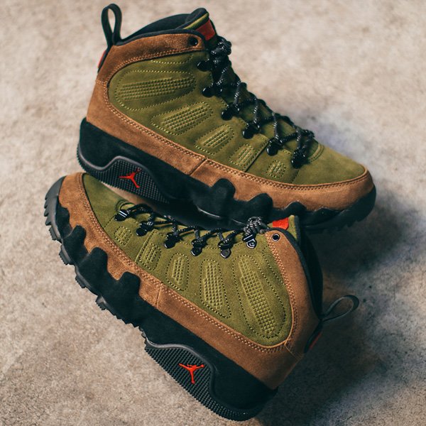 beef and broccoli retro 9 boots