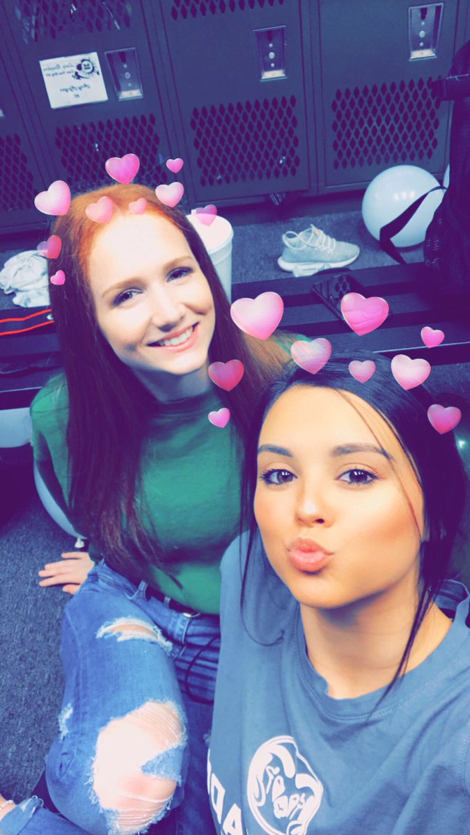 _Jennawinters's tweet photo. Happy bday Mayc, ily and arguing w/ your hardheaded self 😘 https://t.co/CErSN9P3nO