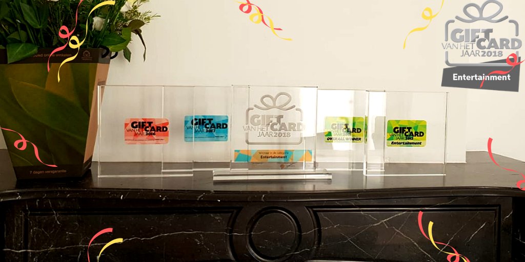 PodiumCadeau's tweet photo. Trots!! Podium Cadeaukaart = Giftcard van het Jaar 2018 - Entertainment! 🎉 #GvhJ2018 #Podium #Cadeaukaart #Entertainment #Theater #Concert https://t.co/wnQG9U0dhV