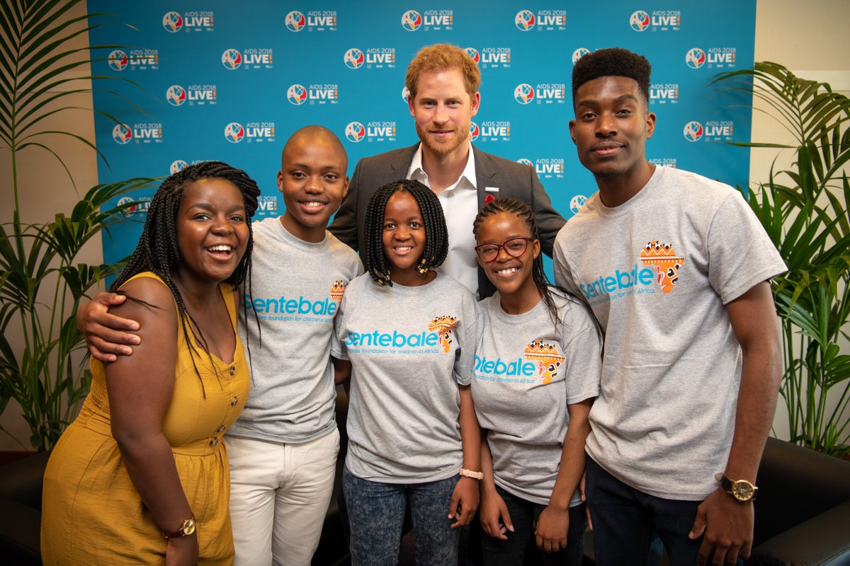 The Duke of Sussex met @Sentebale advocates at #AIDS2018 earlier this year — watch again The Duke in conversation with #LetYouthAdvocates: facebook.com/InternationalA…