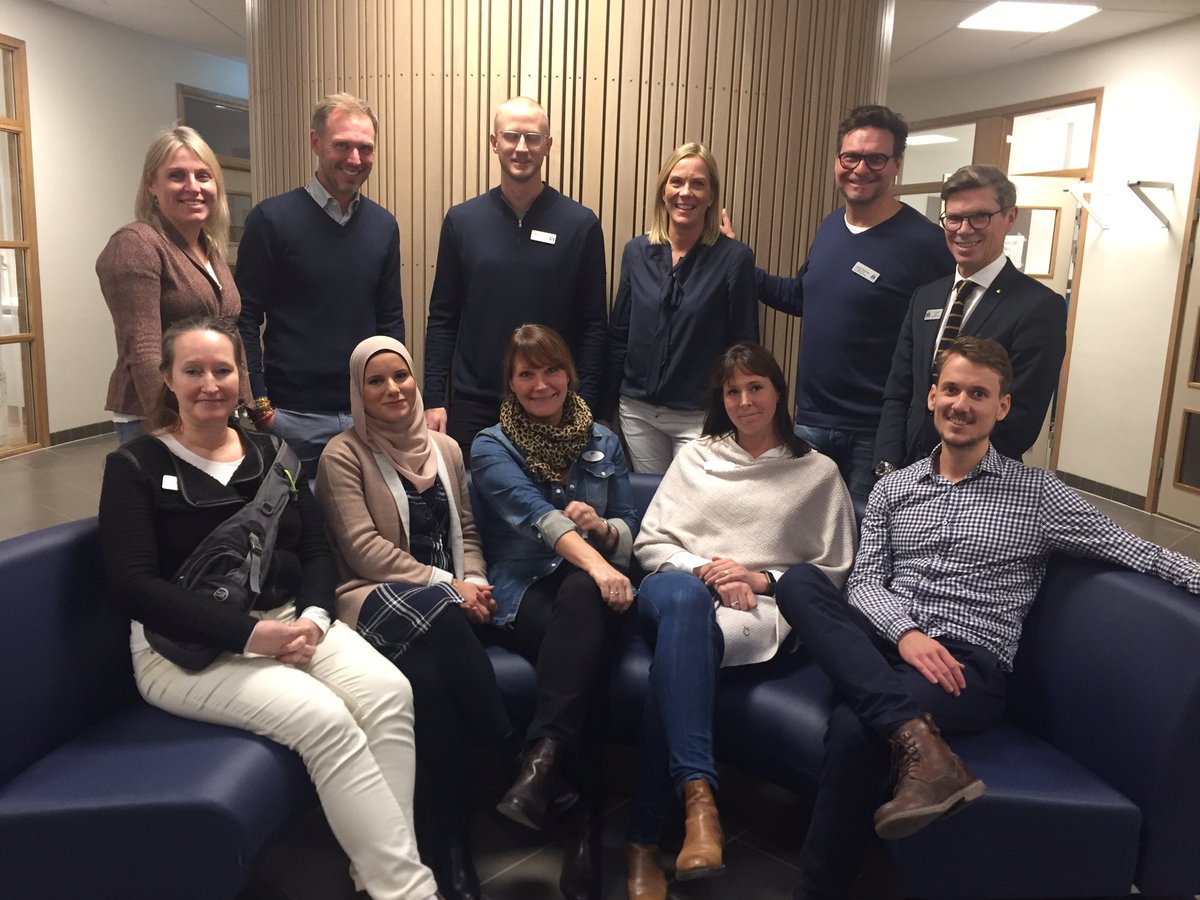 Avslutar veckan på bästa sätt med detta engagerade och härlig gäng ambassadörer för Malmö stads grundskolor! Nu siktar vi ännu högre för att sprida våra verksamheters goda exempel. Vi firar också att läraryrket nu åter igen är med på svenskarnas lista över drömyrken!