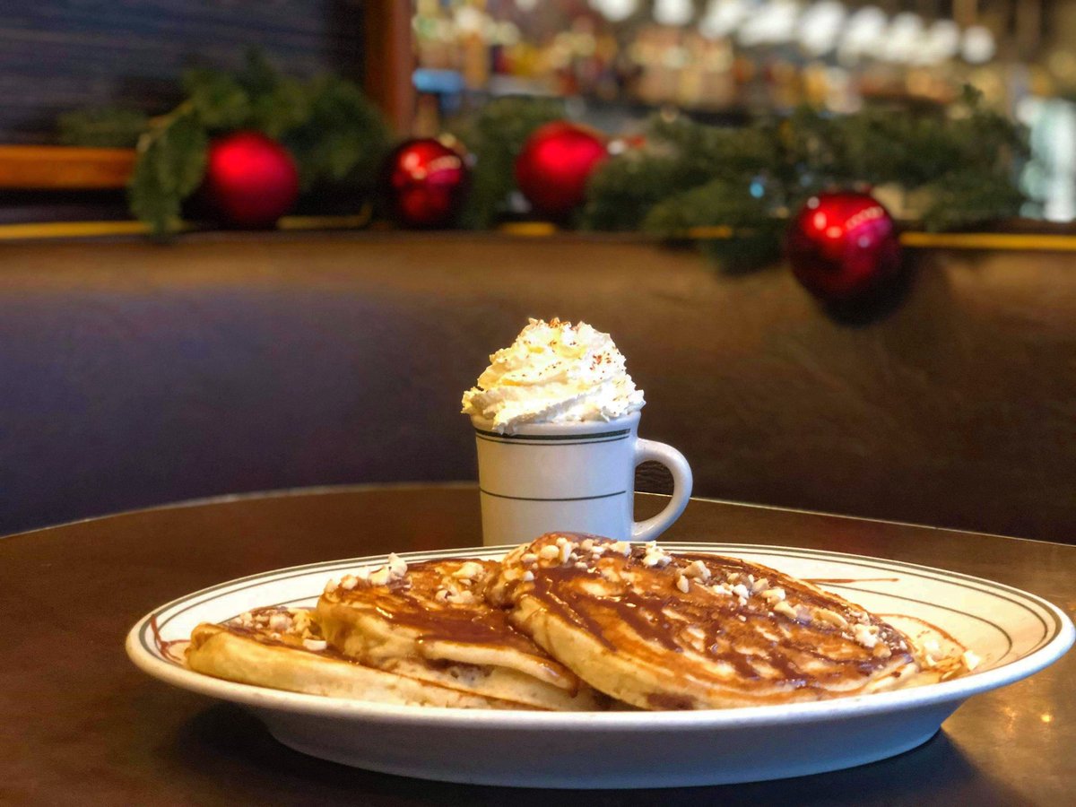 "Whilst the weather outside is frightful,
your tastebuds deserve something delightful.
So to the diner we surely must go,
for pancakes and cocoa! cocoa! ooooh cocoa!
🥞☕🥞
#52weeks52pancakes Dulce De Leche style folks!

instagram.com/p/BqztlsrgUto/

#nighthawkdiner #thisismydiner