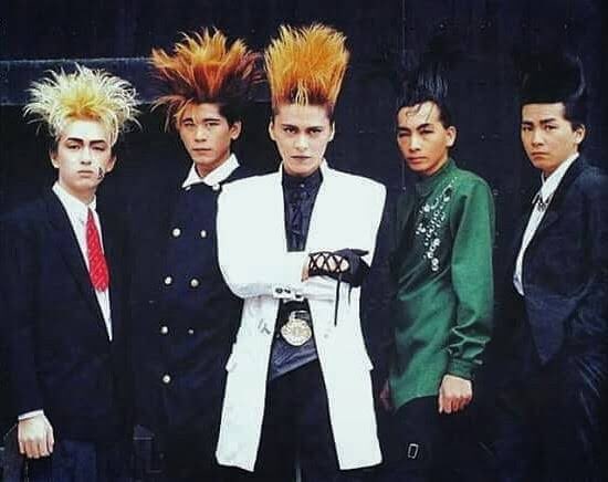 Twitter पर Roku でもbuck Tick本当に良いんだな 音楽界の美しき魔王こと櫻井敦司 髪も音楽もバクチクしてた頃の金髪のあっちゃんも半端なくかわいいけど今もオーラが半端ない