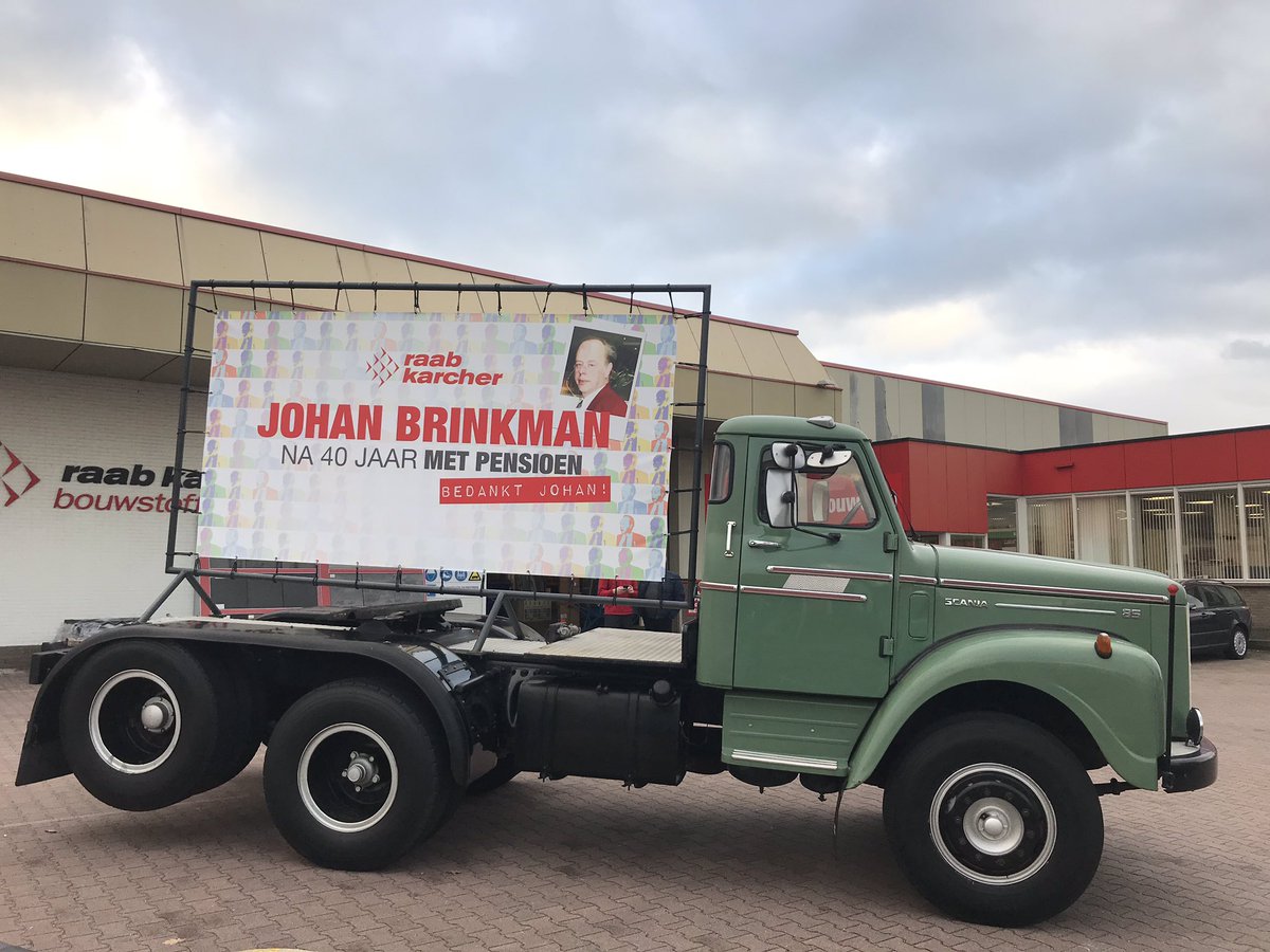 Na 40 jaar neemt Johan Brinkman aka "De Nestor" van Raab Karcher Nieuwleusen afscheid !
Johan, namens alle collega`s uit Nieuwleusen bedankt voor de fantastische samenwerking en collegialiteit !
Wij wensen jou en je familie alle geluk en gezondheid toe !#RaabKarcher #Nieuwleusen