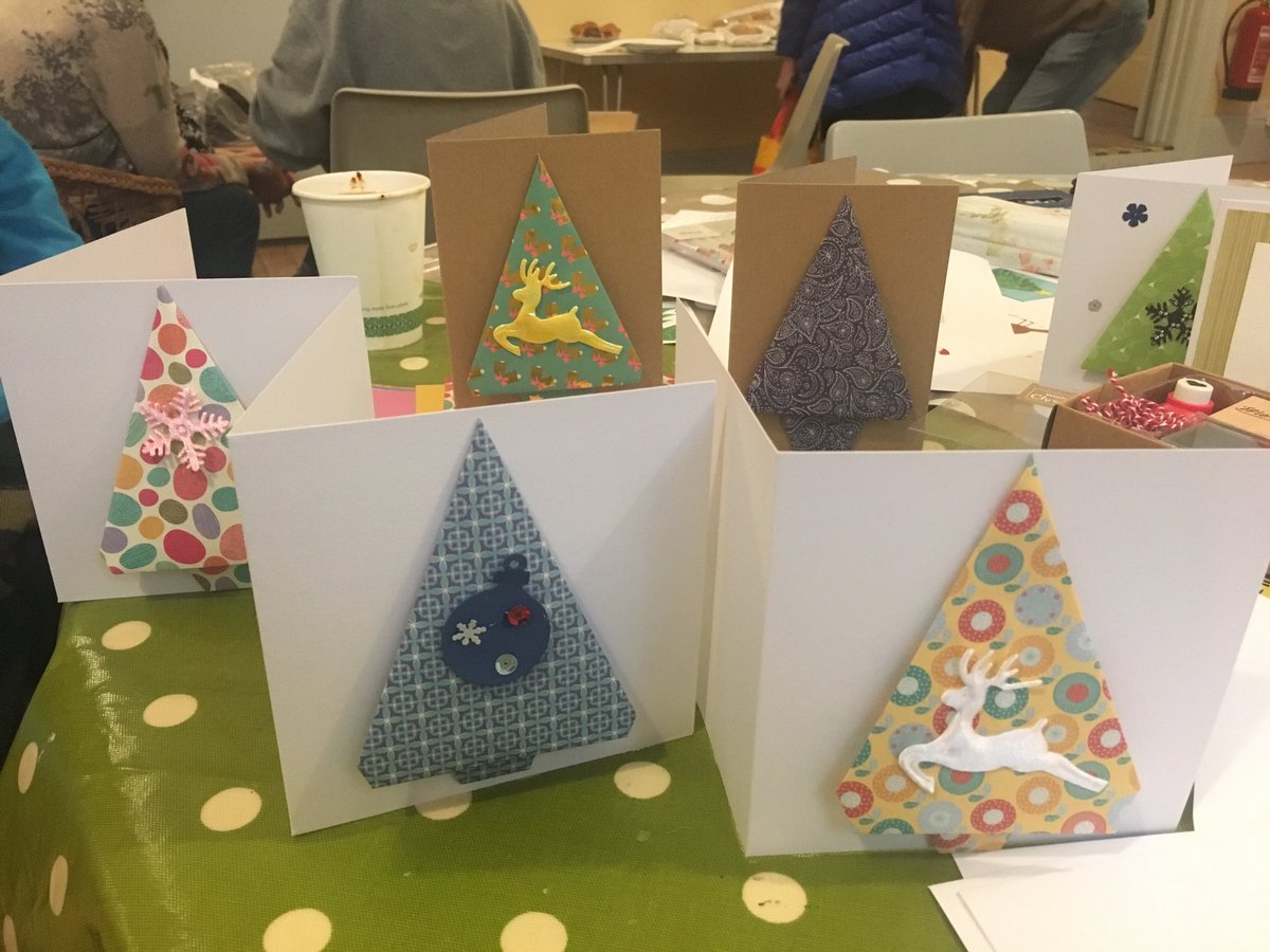 Lovely time making origami Christmas Cards during Art on Monday at Lifeline this week ⁦@TheGenesisTrust⁩