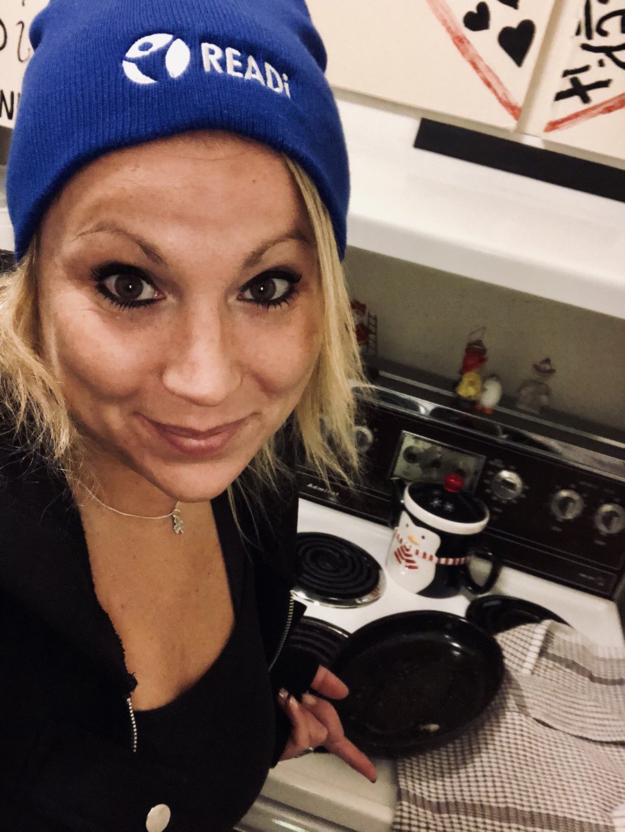AliciaGal7's tweet photo. 6 yrs w the #profman & I donβt think weβve ever had a #sickday π€ #ADCChanLab missed #READi beanie day yesterday getting #healthy π΄ so today Iβm READi for our dept #potluck #systemsNcomputerENG π what am I bringing π€€ #yum ππ #CUthere https://t.co/Xs2j9b9cZf