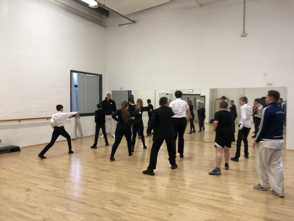 OnandUpBHS's tweet photo. Brilliant first session with our Taekwondo-Making Positive Choices group. Thanks to Falkirk Taekwondo for leading. You might notice some βmatureβ students came along to have a go! πππ Looking forward to next week already! @BraesHigh #PEFSCOT18 #focus #control https://t.co/3SzBy9jWyA