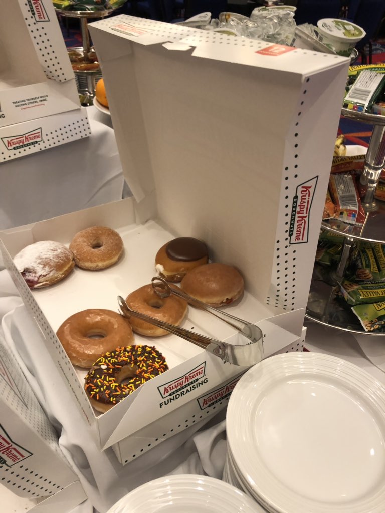 KarenKCPA's tweet photo. Break time. Yum. Can’t pass it up. #MSCPAmap18 https://t.co/HEj2jvJ6pR