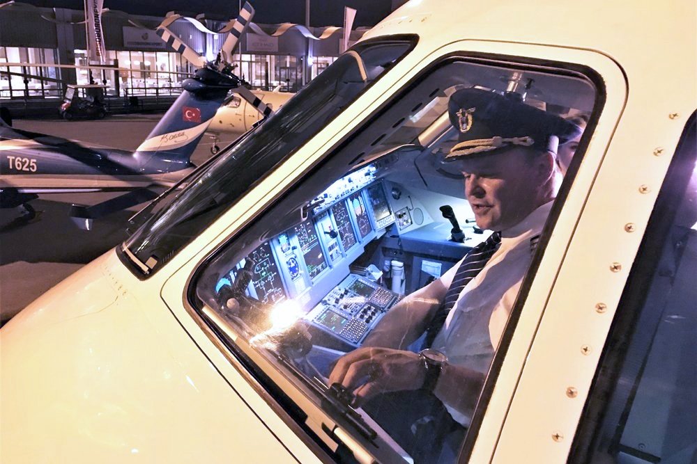 Greetings from our favourite office! #greetings #office #planes #aviation #superjet #SSJ100 #aircraft #cockpit #flightdeck