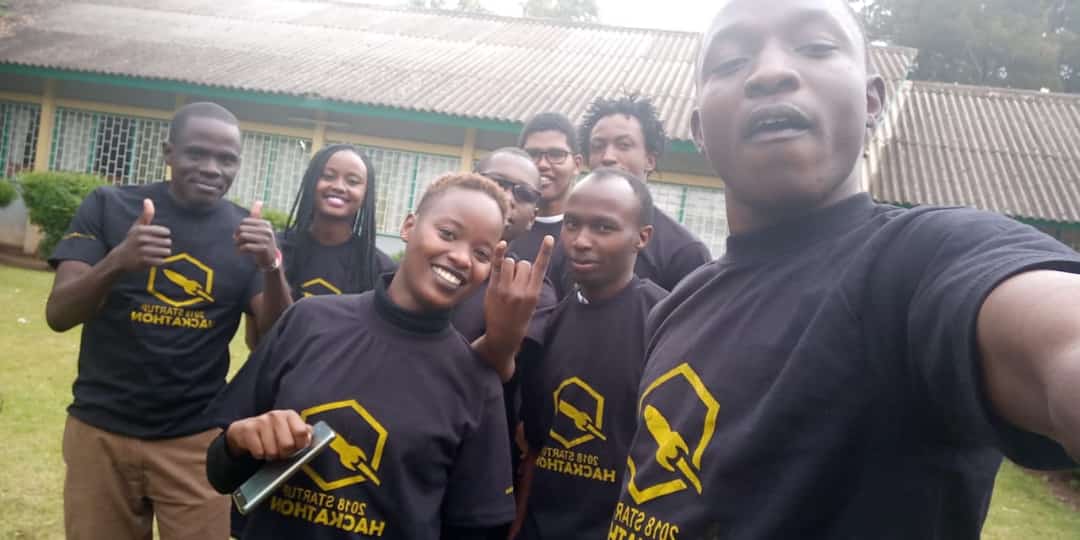 petexchristine's tweet photo. #DSCEgerton collaborating with #EUCOSSA brings to you an opportunity to showcase your techpreneurical skills as we come and solve problems in the fields of agriculture, education and finance. We all are psyched up as #DSCEgerton
@solomonawosupin @scara_appear #DSCKenya #DSCSSA https://t.co/NLjCZAPsB8