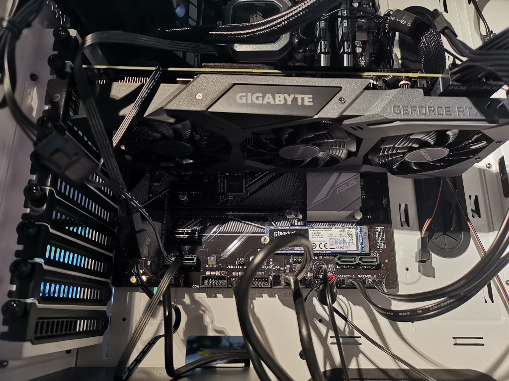 InfoPaysBasque's tweet image. Montage PC Gamer informatiquepaysbasque.com/pc-sur-mesure-…