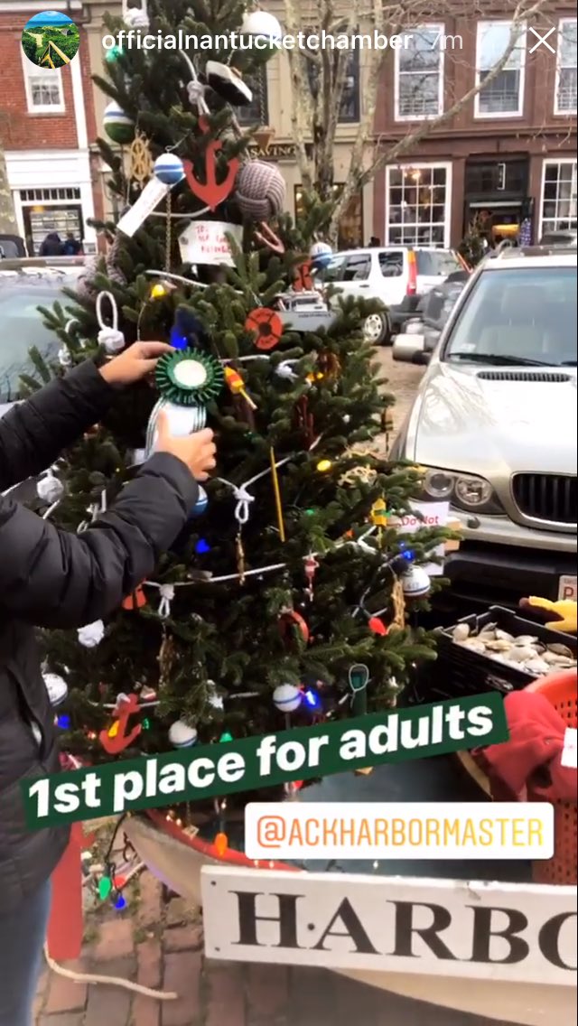 ackharbormaster's tweet photo. We Won!! Wooohoo!! Come by and check it out! #stroll #winningtree! #festive https://t.co/QUaH42Pmp4