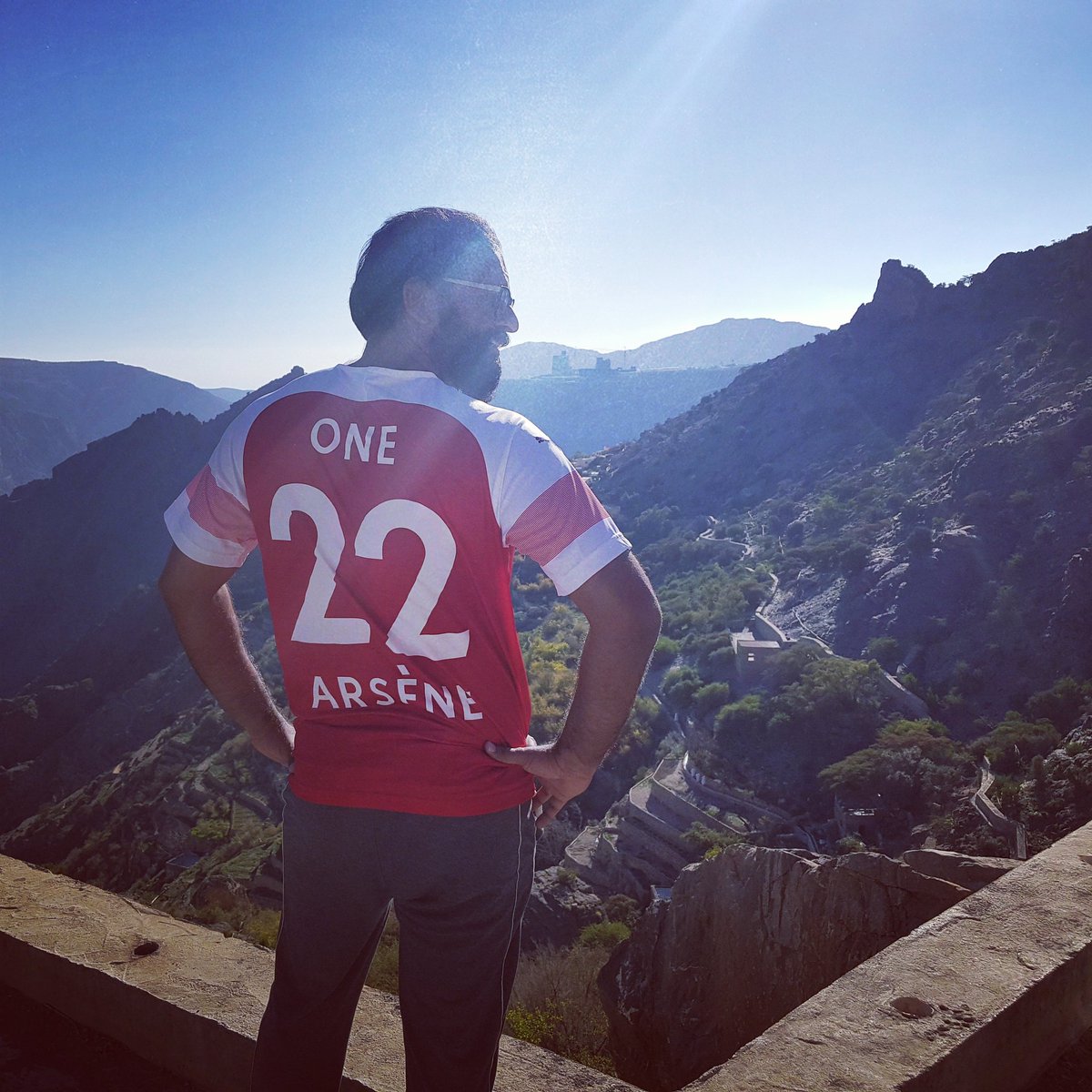 Nasfir7's tweet photo. Started following @Arsenal when I was in 5th grade and Monsieur Arsene Wenger is more than a manager to me. #onearsene #merciarsene #Arsenal #goonerforlife https://t.co/WRW2P3wEe0